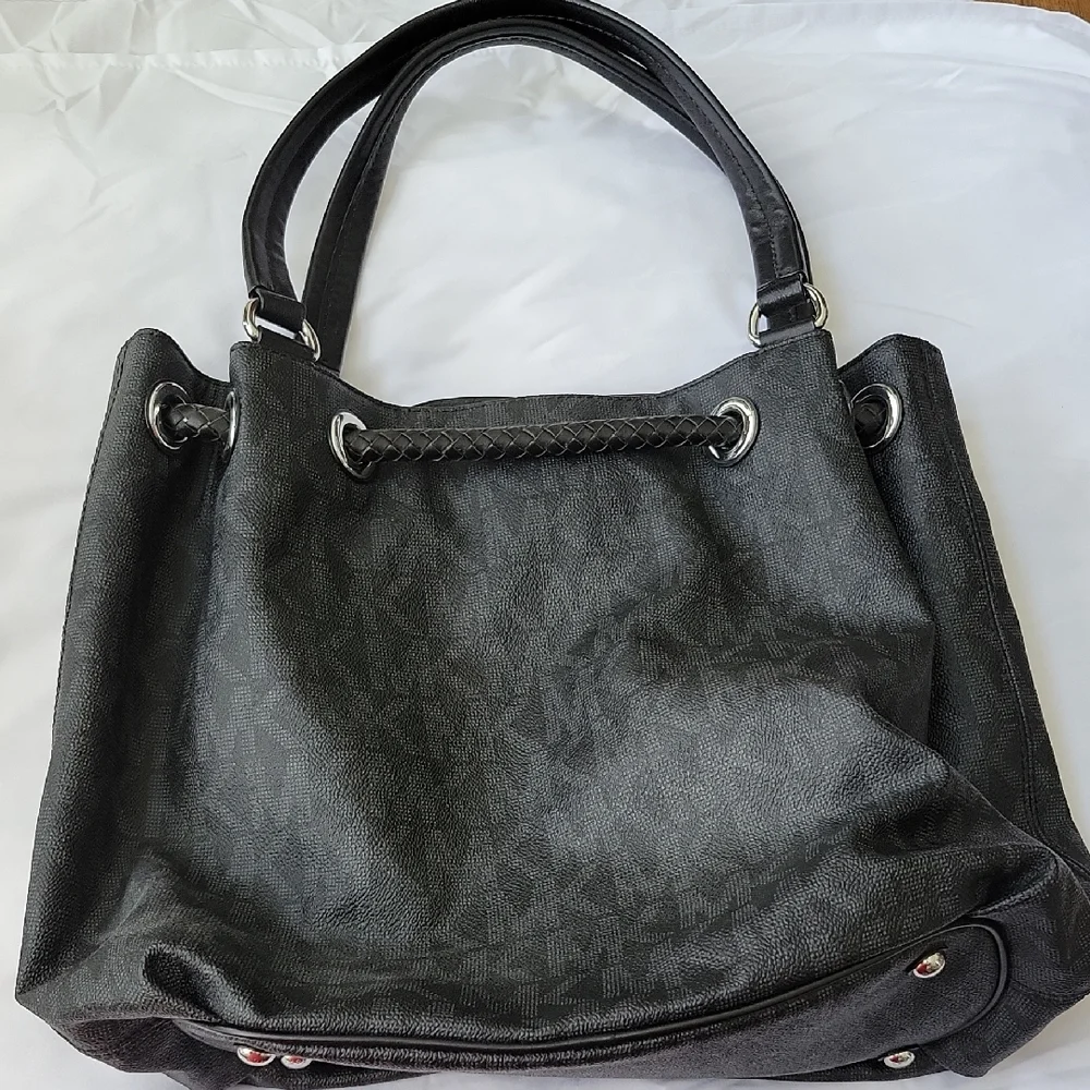 Michael Kors chic black